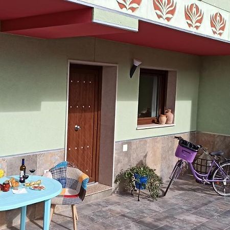 Apartamentos Turisticos Las 3 Golondrinas Penafiel Ngoại thất bức ảnh